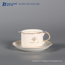 Conception occidentale Royal Pattern Fine Bone China Coffee Tea Cup et Saucer Wholesale